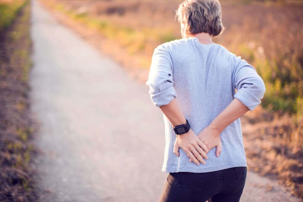 back pain can be caused by a herniated disc